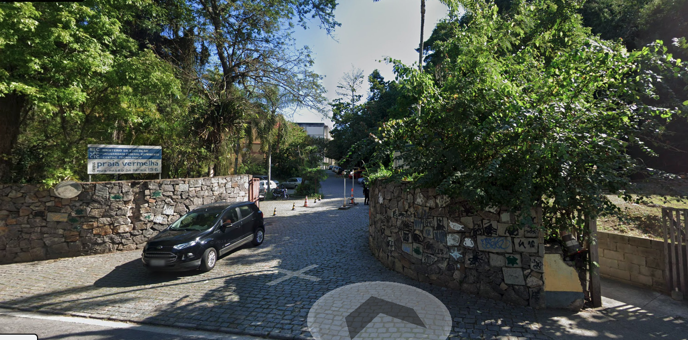 Vista da entrada pela Rua Passos da Pátria